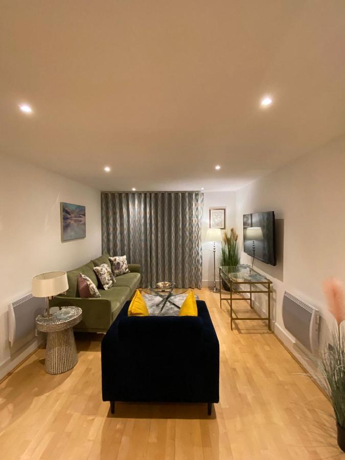 Fabulous 2 Bed Apartment In Vauxhall لندن المظهر الخارجي الصورة