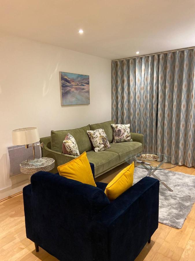 Fabulous 2 Bed Apartment In Vauxhall لندن المظهر الخارجي الصورة